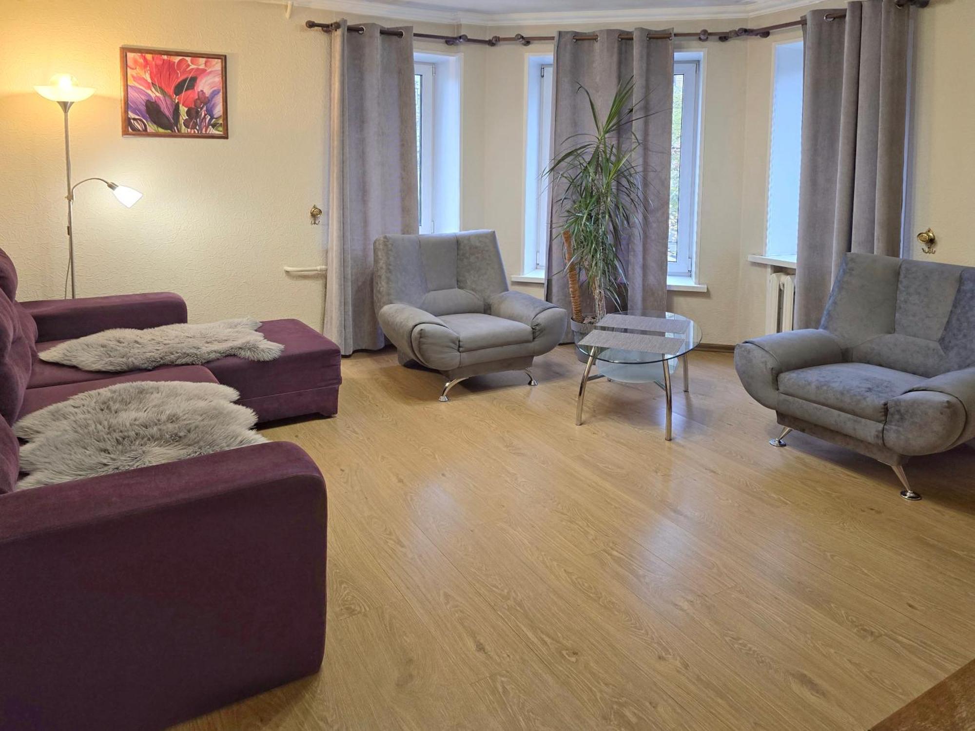 Home Hotel Apartments On Kontraktova Ploshcha 키예프 외부 사진