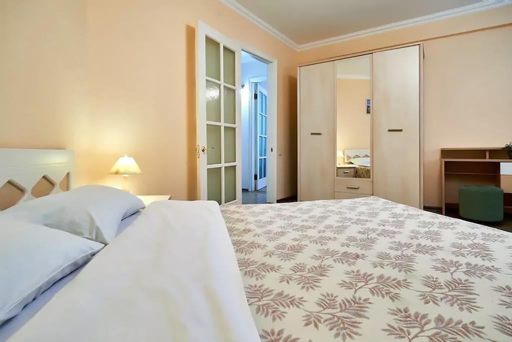 Home Hotel Apartments On Kontraktova Ploshcha 키예프 외부 사진