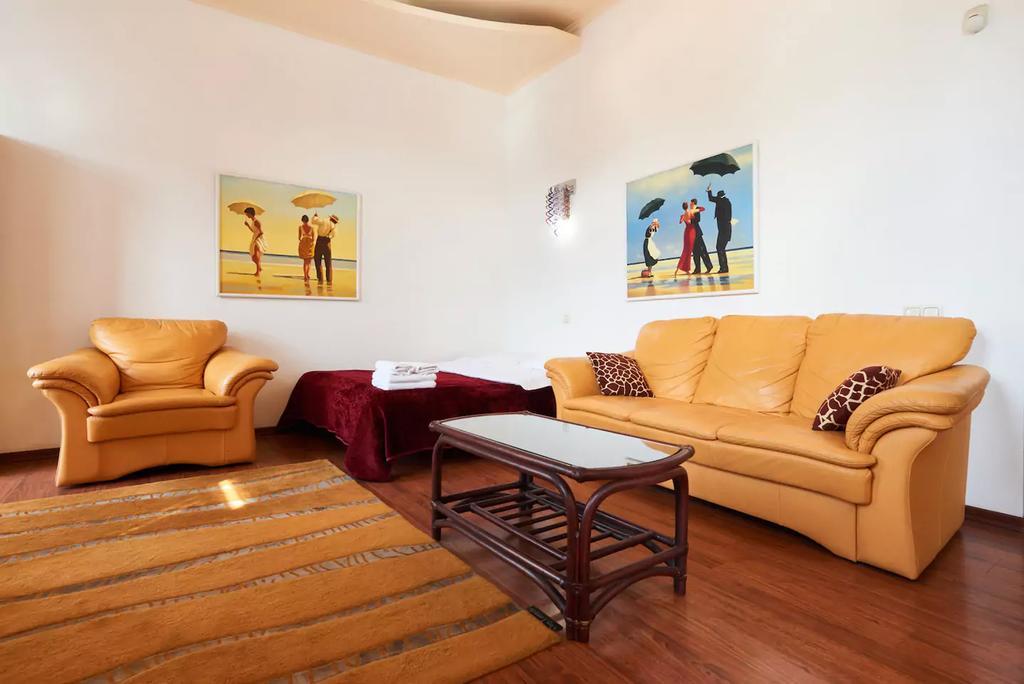 Home Hotel Apartments On Kontraktova Ploshcha 키예프 외부 사진